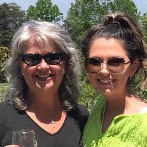 Meet your Posher, Sandy